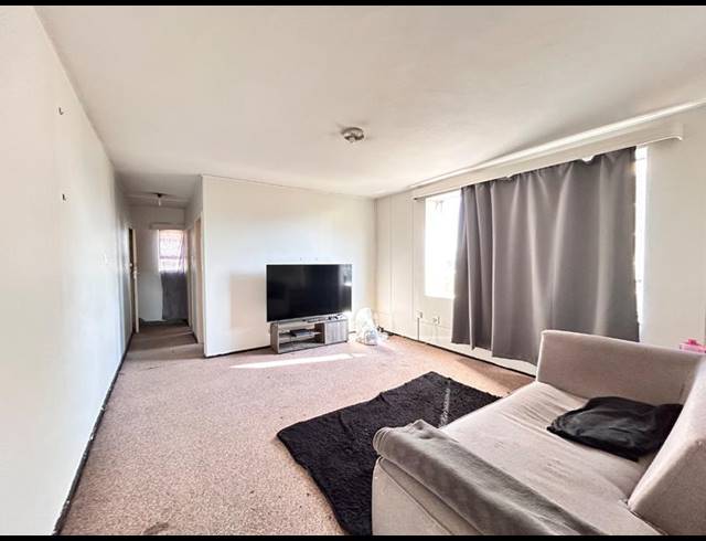 1 BEDROOM APARTMENT FOR SALE IN ARCADIA